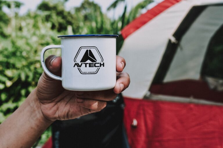 Stay Prepared: Essential Accessories for Safe and Enjoyable Camping